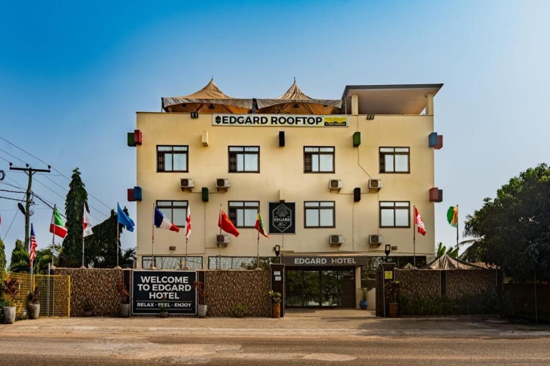 Edgard Hotel Tema Bagian luar foto